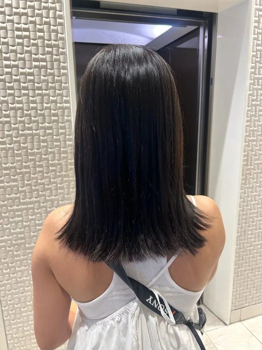 ミディアム ヘアカラー ここな Un amiのヘアスタイル
