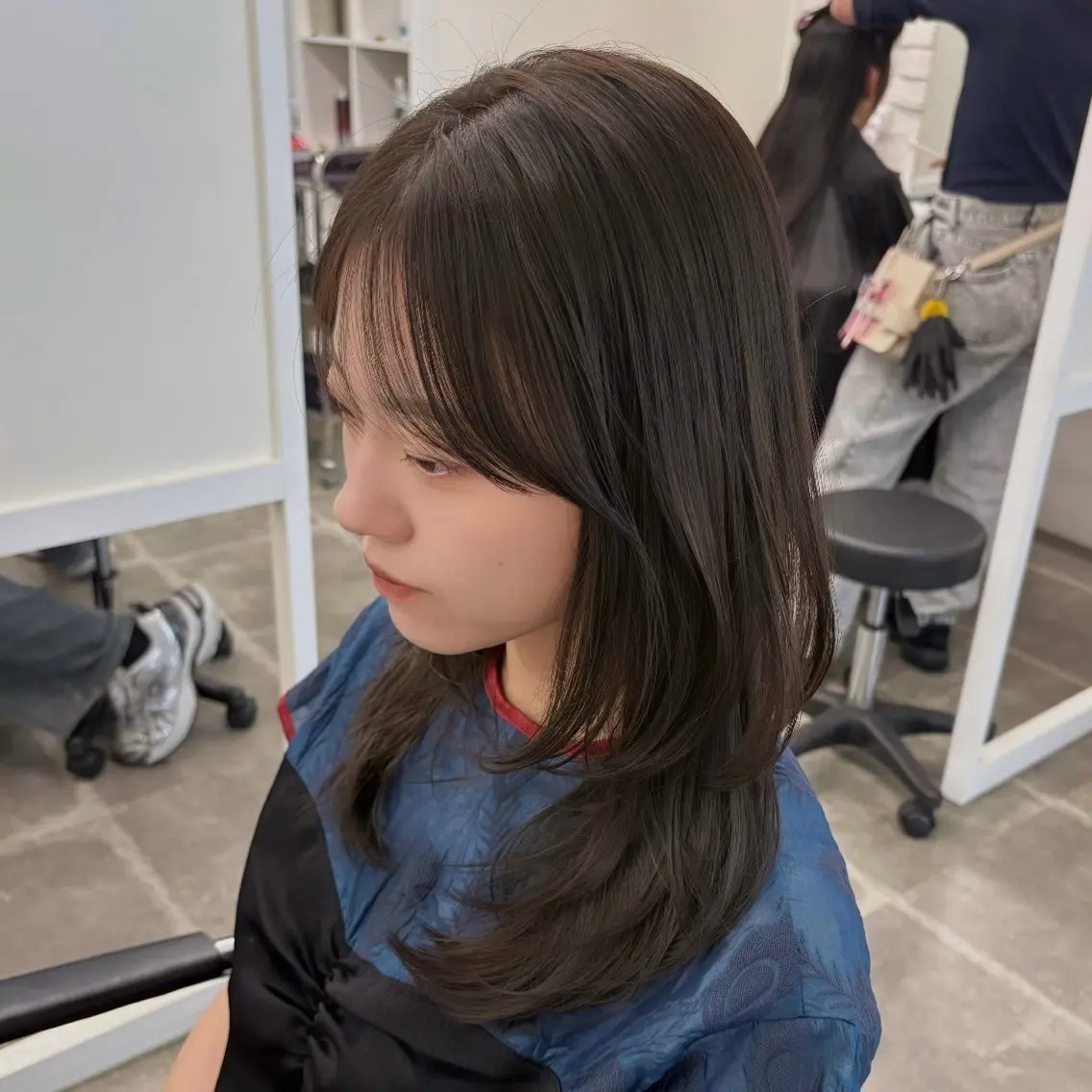 セミロング ヘアカラー あい/枠数限定⟡.· カットモデル募集中のヘアスタイル