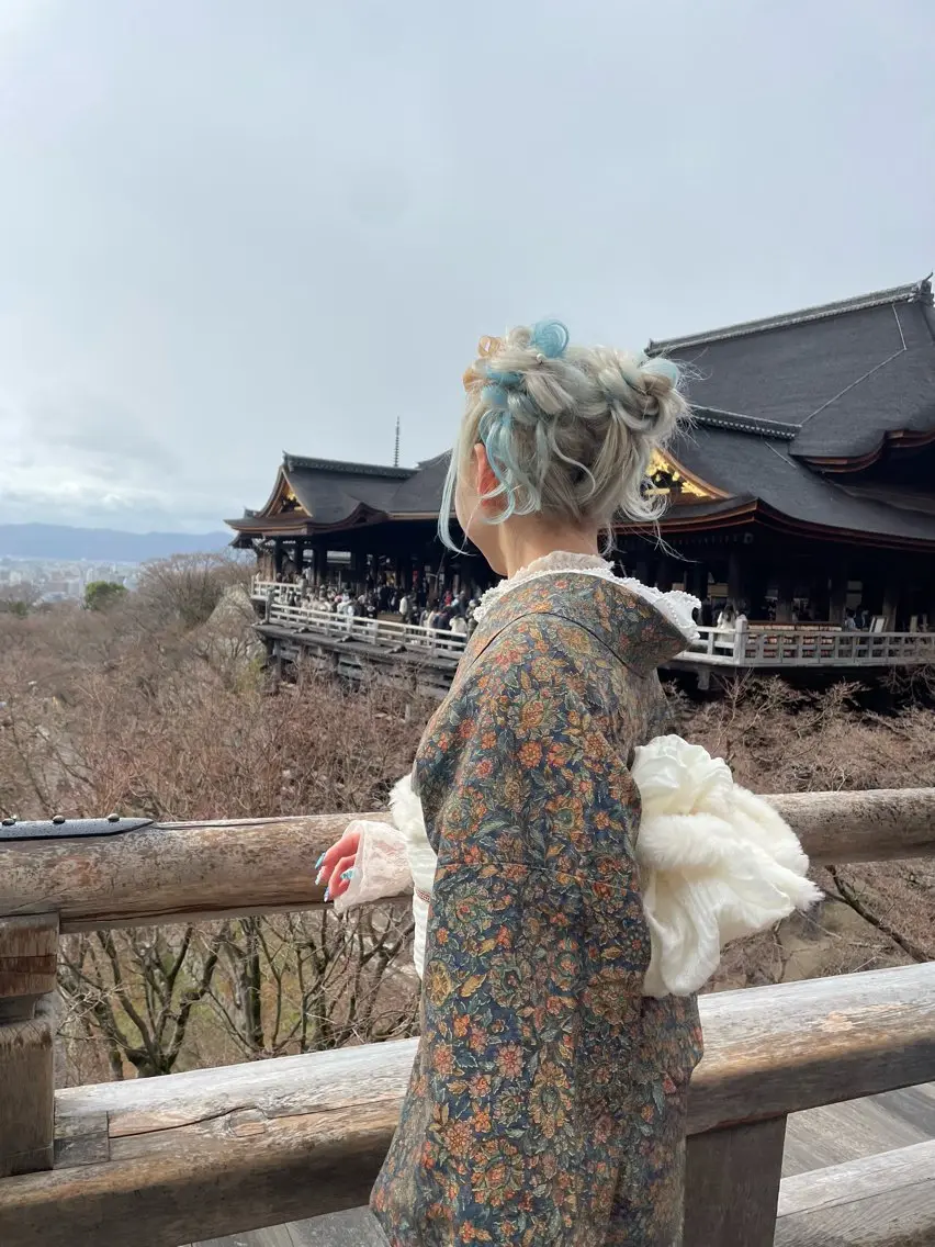 ロング 山口 舞弥のヘアスタイル