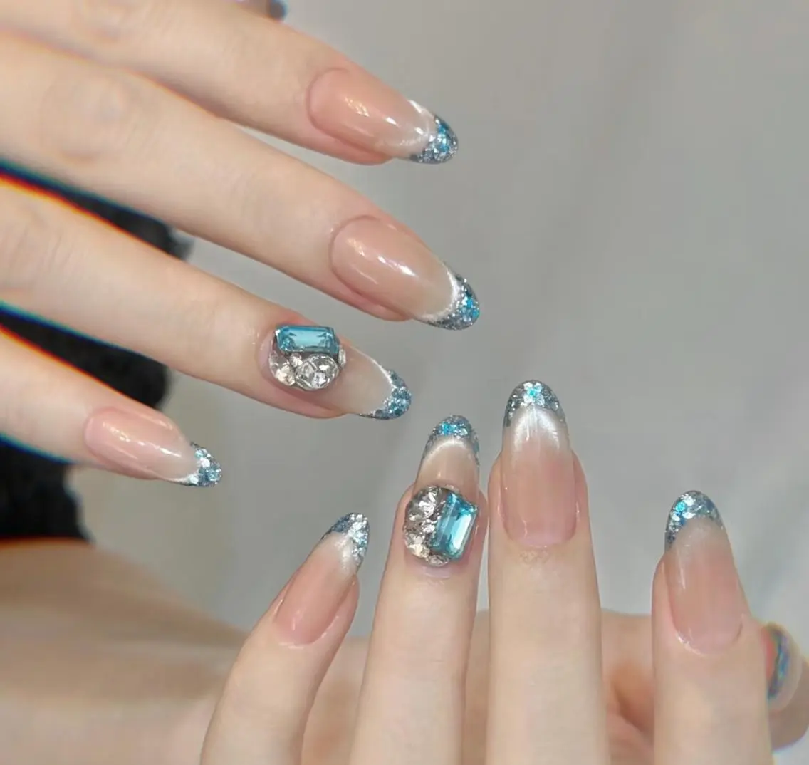 ネイル ハンドネイル 🎀 KiKi_nailのネイルデザイン