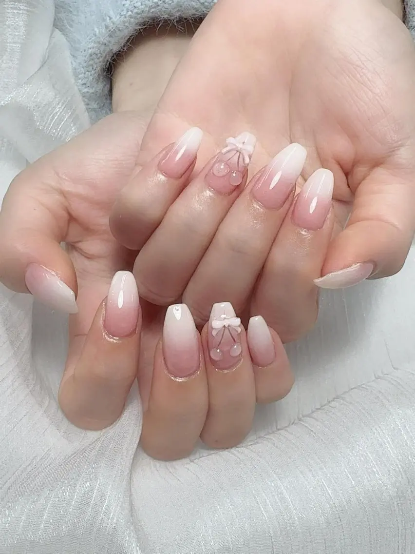 ネイル フレンチネイル グラデーション 韓国ネイル マグネットネイル ミラーネイル ハンドネイル Squen Nail shinjukuのネイルデザイン