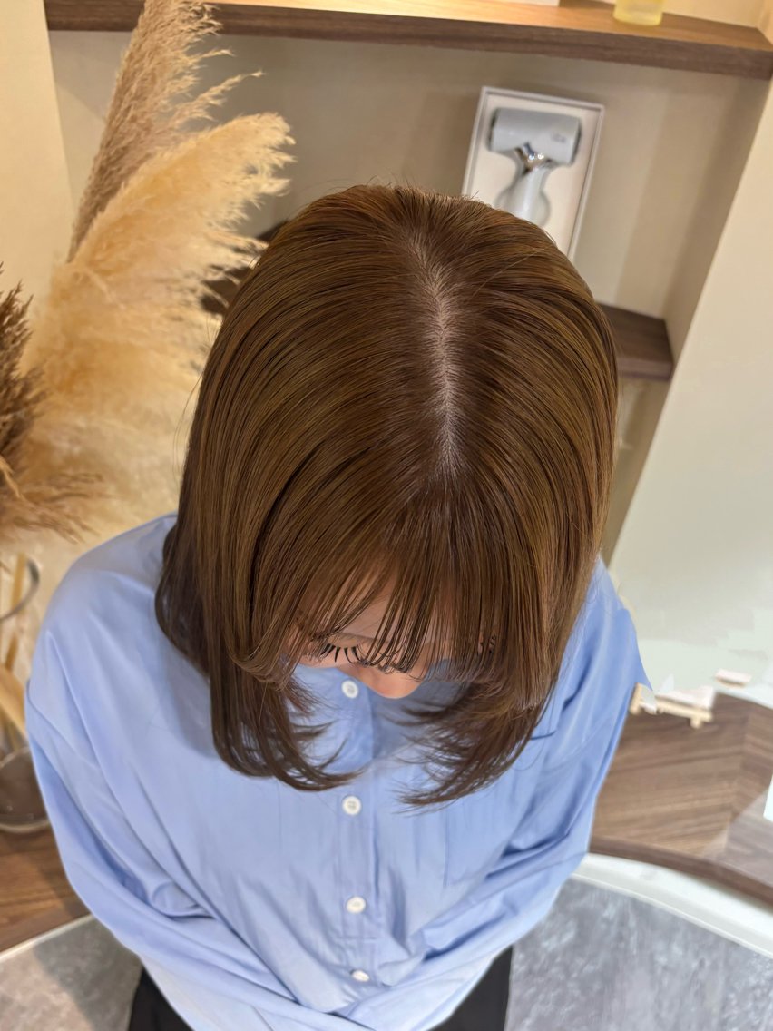ミディアム カラー ベージュカラー 顔まわりレイヤー 顔周りカット レイヤーカット カット ヘアカラー 森本 麻比のヘアスタイル
