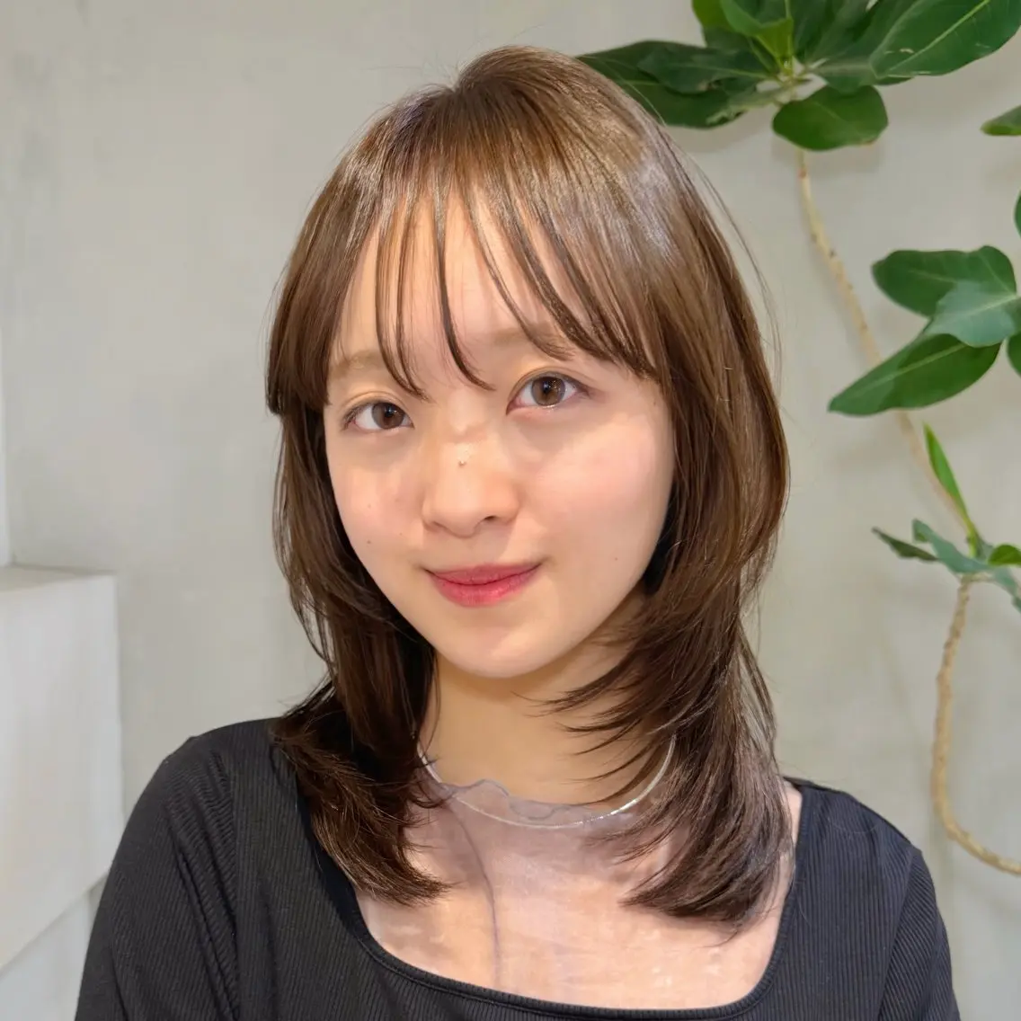 ミディアム カラー SAKI 新宿のヘアスタイル