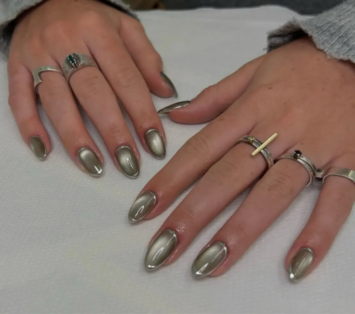 ネイル ハンドネイル NiJi Nailsのネイルデザイン