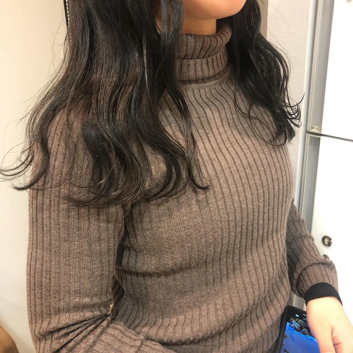 ロング カラー ヘアアレンジ ブラウンカラー レイヤー/顔まわり カット/地毛風カラーのヘアスタイル