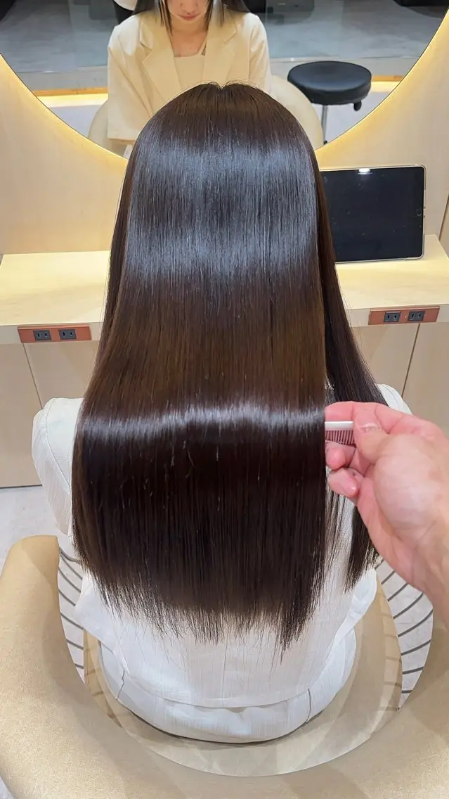 セミロング カラー カット ヘアカラー 縮毛矯正 美髪縮毛矯正✨🫧 レイヤー川村利幸のヘアスタイル