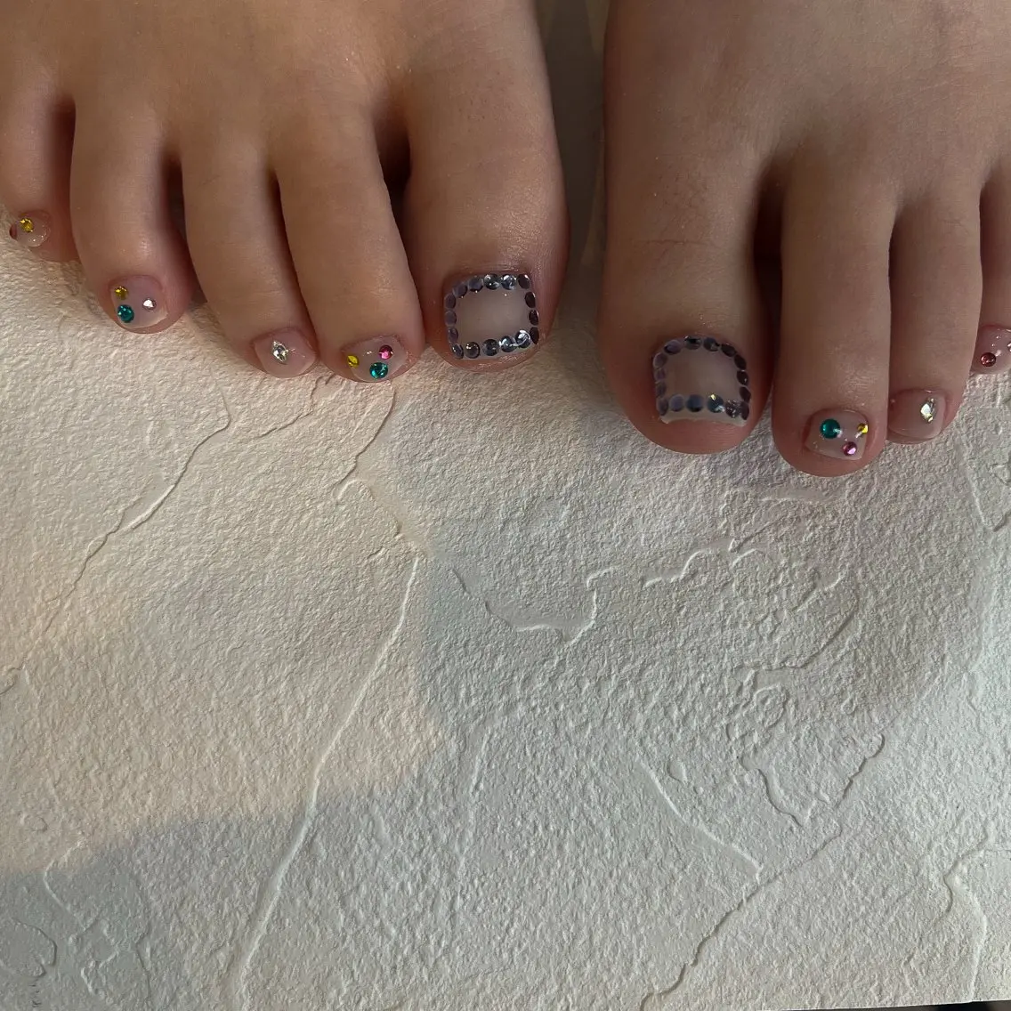 ネイル フットネイル nailsalon ULLのネイルデザイン