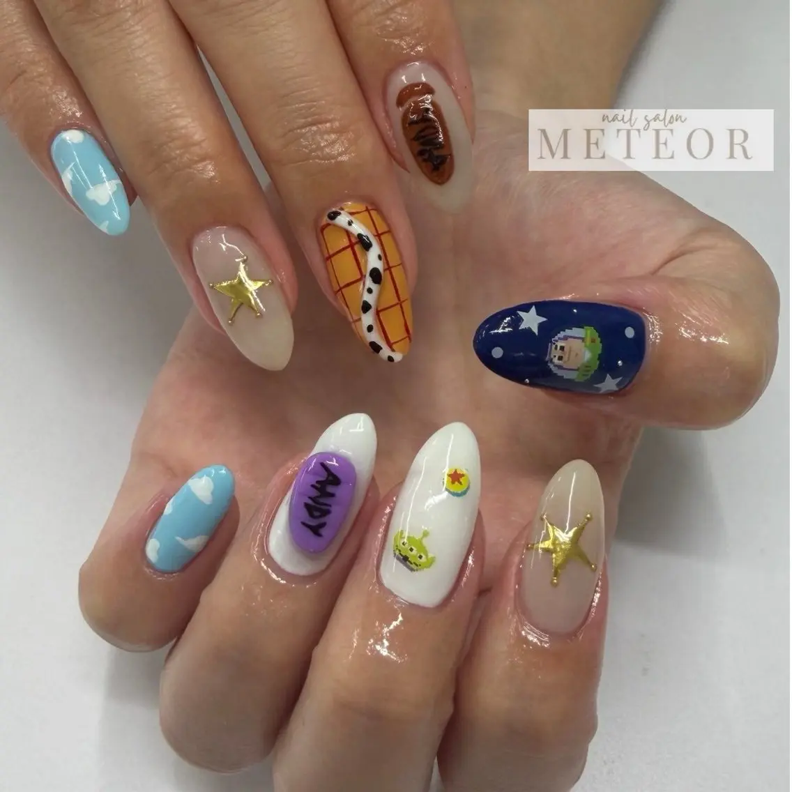 ネイル ハンドネイル METEOR💫 staffのネイルデザイン