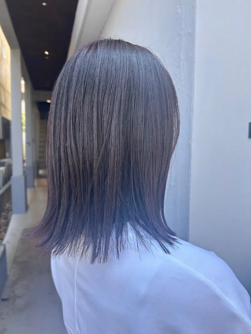 セミロング カラー 井上 萌のヘアスタイル