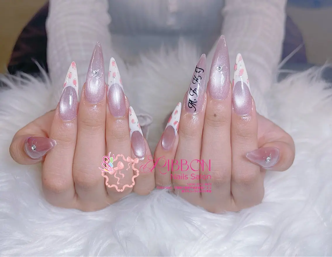 ネイル フレンチネイル ジェルネイル マグネットネイル 持ち込み ニュアンスネイル ハンドネイル Ribbonnail salonのネイルデザイン