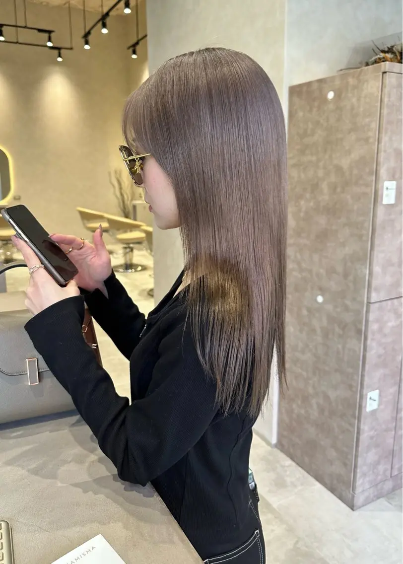 【ダメージ減💕】ブリーチカラー+艶トリートメント🌈の写真