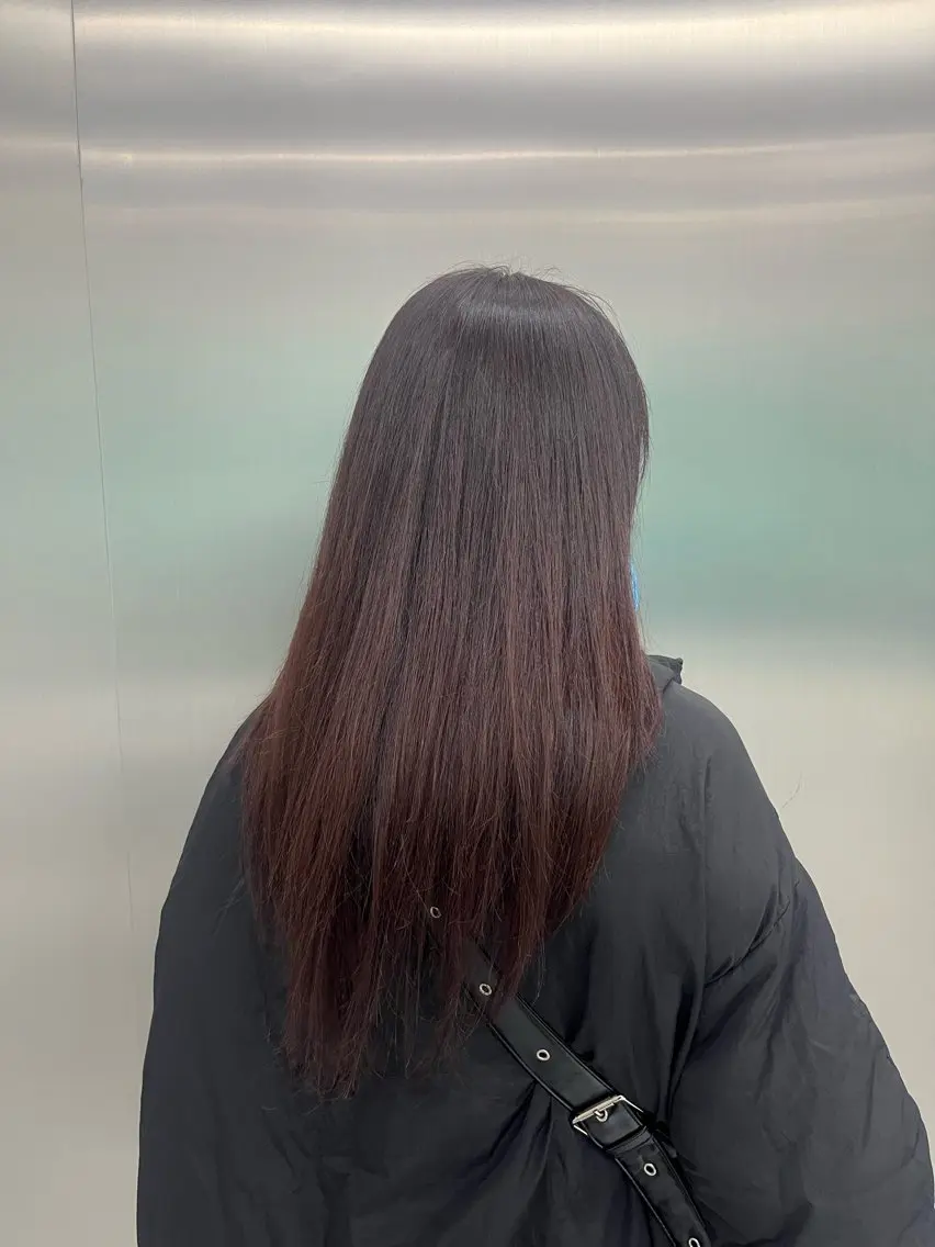 セミロング ヘアカラー 石塚 瑛里菜のヘアスタイル