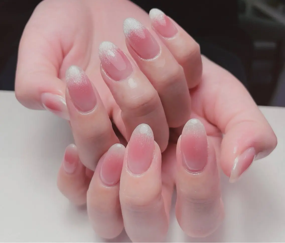 ネイル オーロラネイル 長さ出し フットネイル フレンチネイル ジェルネイル 中野駅から2分 MEO NAILのネイルデザイン