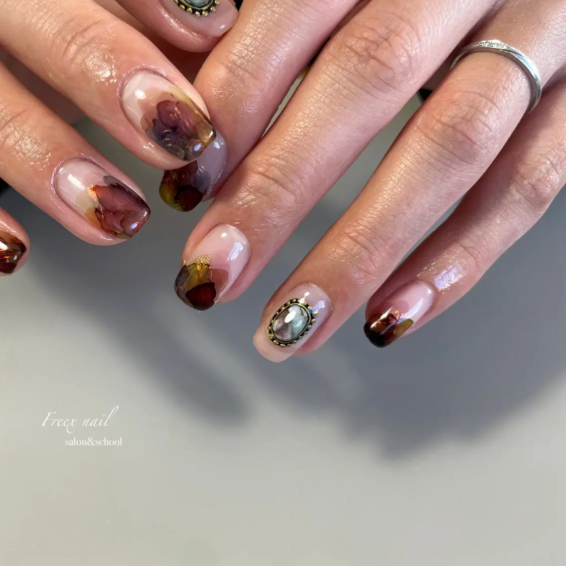 ネイル ハンドネイル ハンドケア freex nail /ニュアンス/個性派のネイルデザイン