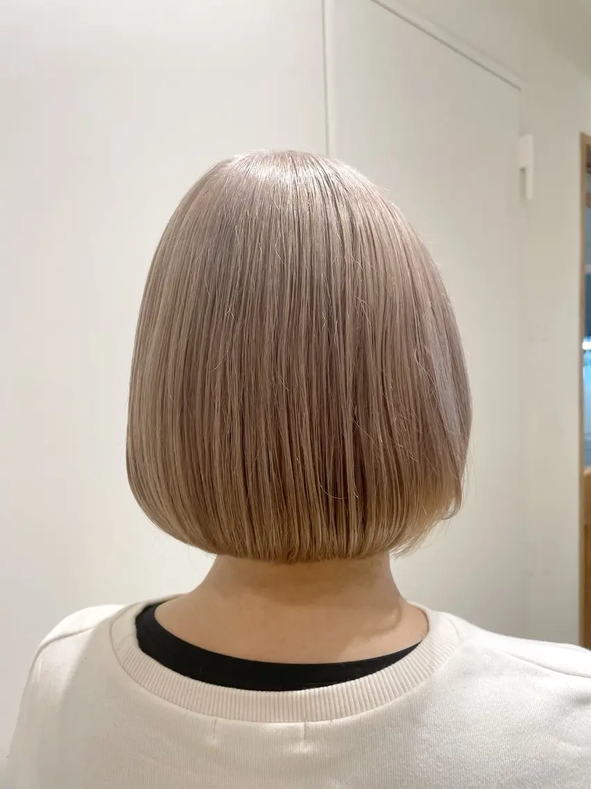 ショート カラー カット ヘアカラー トリートメント 新宿/ 新井彩斗のヘアスタイル