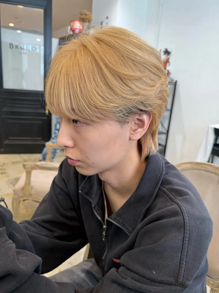 カラー メンズ メンズパーマ特化 三宅陸斗のヘアスタイル