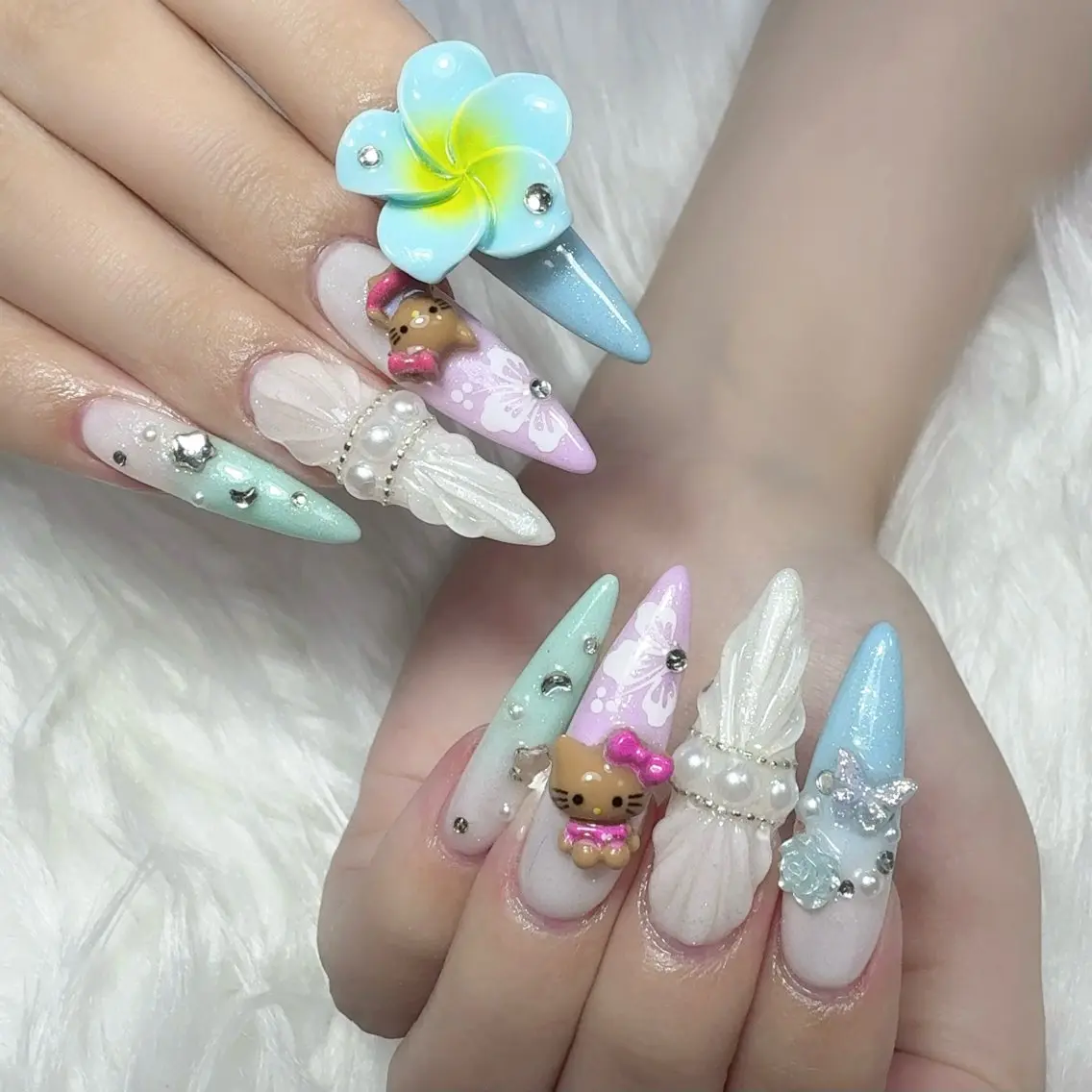 ネイル 夏ネイル ハンドネイル L'ino nailのネイルデザイン