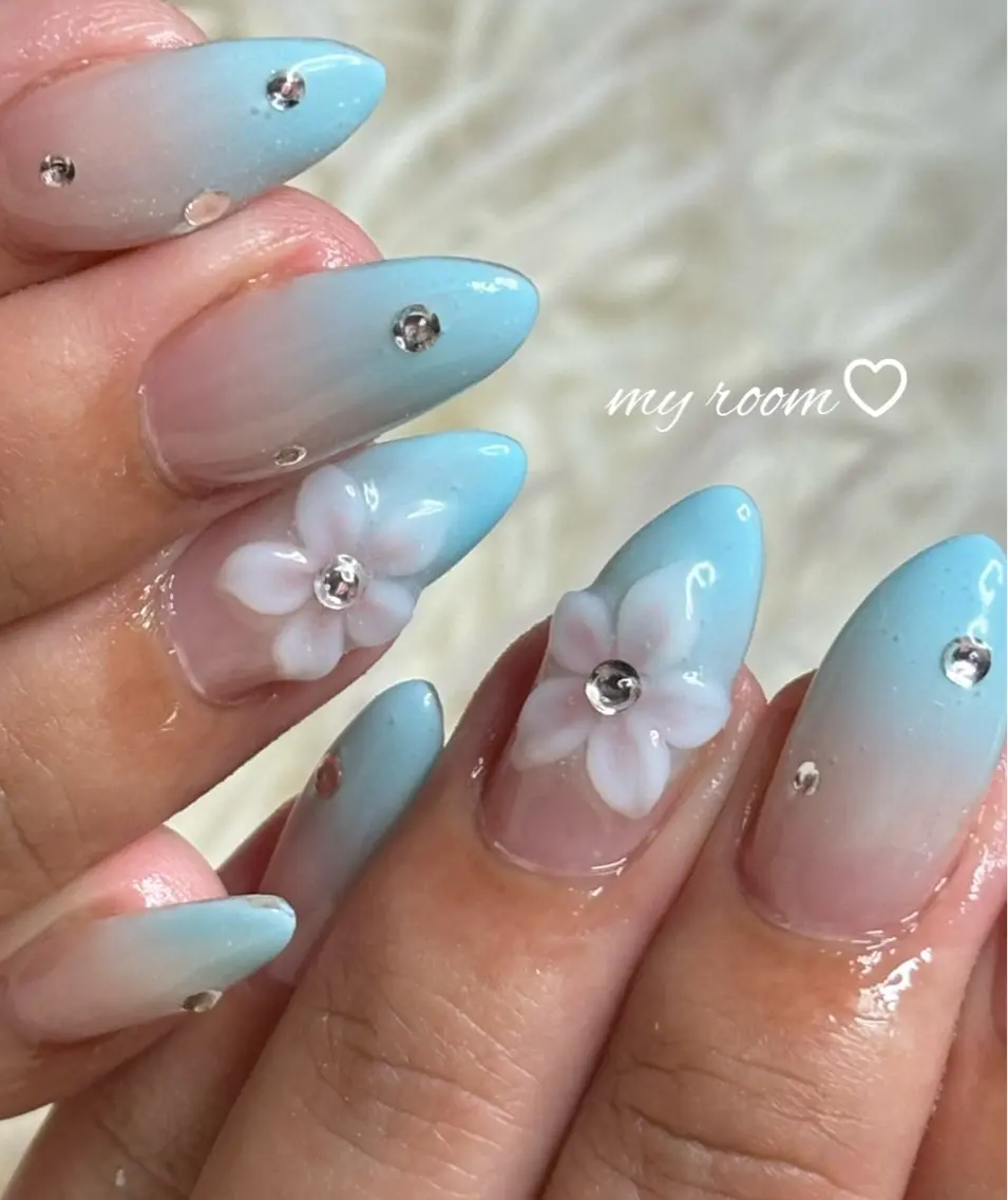 ネイル うるま市サロン Yuko Izawaのネイルデザイン