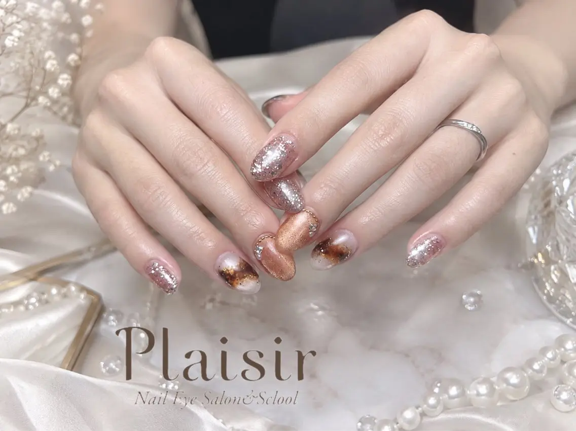 ネイル Plaisir 藤原のネイルデザイン