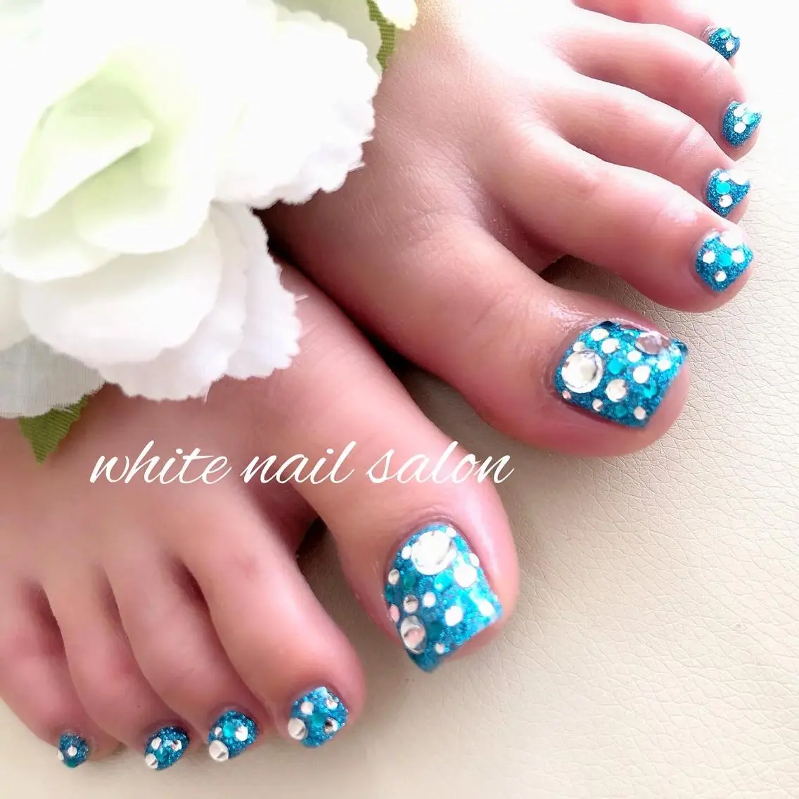 ネイル ジェルネイル ハードジェル ラメ(グリッター) 持ち込み ソフトジェル ハンドネイル white nail salonのネイルデザイン