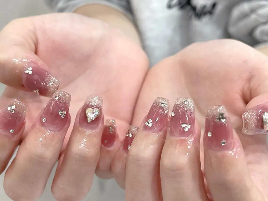 ネイル アートネイル 持ち込み ki🍒🍒 ki ツルツルネイルのネイルデザイン