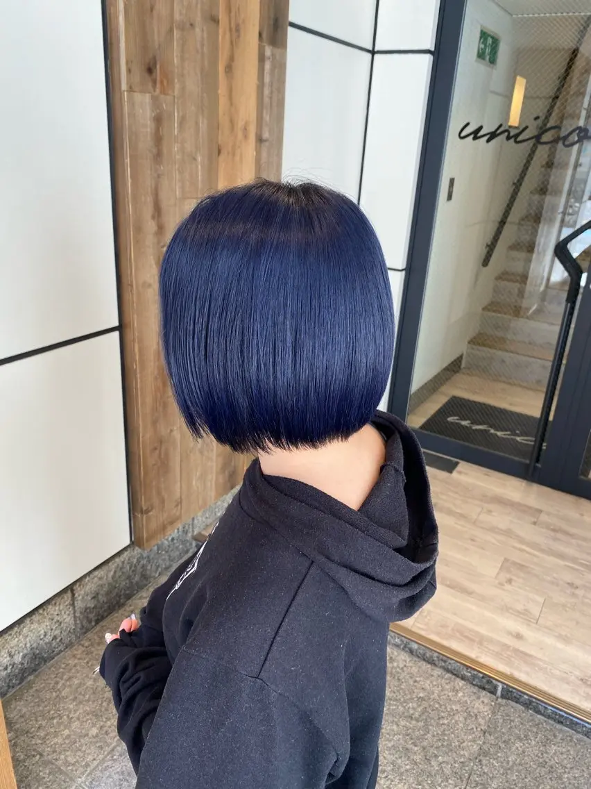 ミディアム カラー ブルーカラー ネイビーカラー ヘアカラー 🍑 モモカ🍑のヘアスタイル