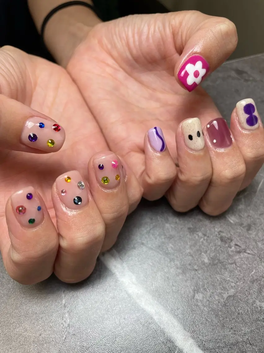 ネイル ハンドネイル nail salon 3🌞越谷のネイルデザイン
