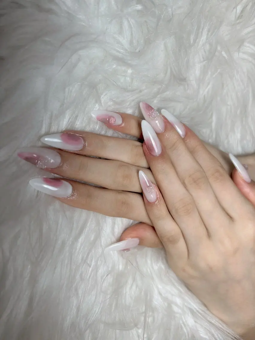 ネイル H3 Nail Tsuki🦋💙のネイルデザイン
