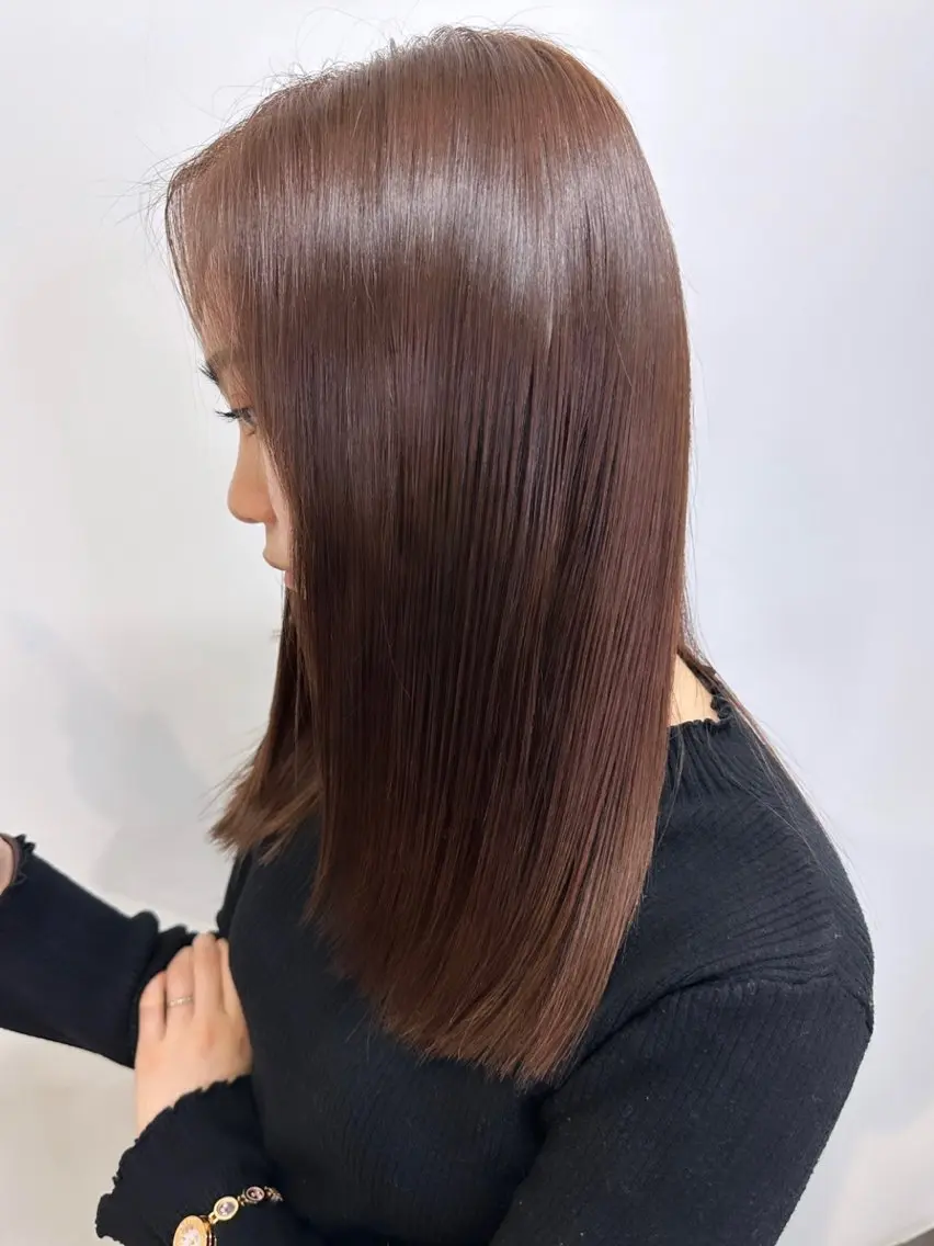 セミロング カラー ヘアアレンジ 髪質改善 カット ヘアカラー 縮毛矯正 トリートメント 髪質改善/レイヤー 縮毛矯正/ケラチン耀のヘアスタイル
