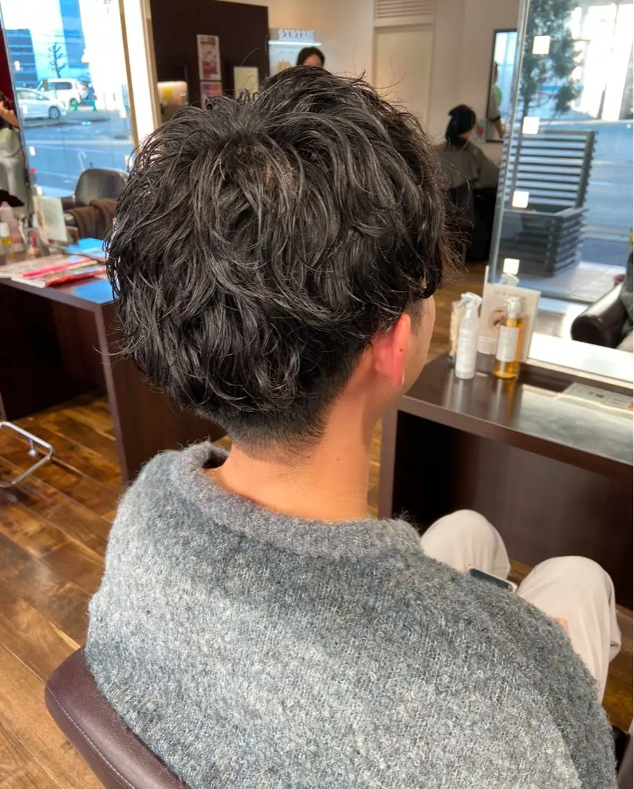 👉【動き×束感】メンズカット+デザインパーマ+炭酸泉の写真