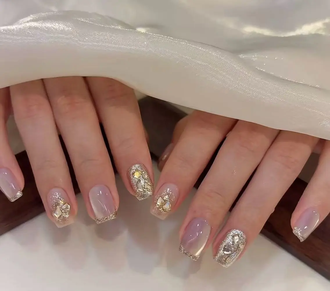 ネイル チークネイル フットネイル フレンチネイル ガーリー キラキラネイル Rika Nail salon 1のネイルデザイン