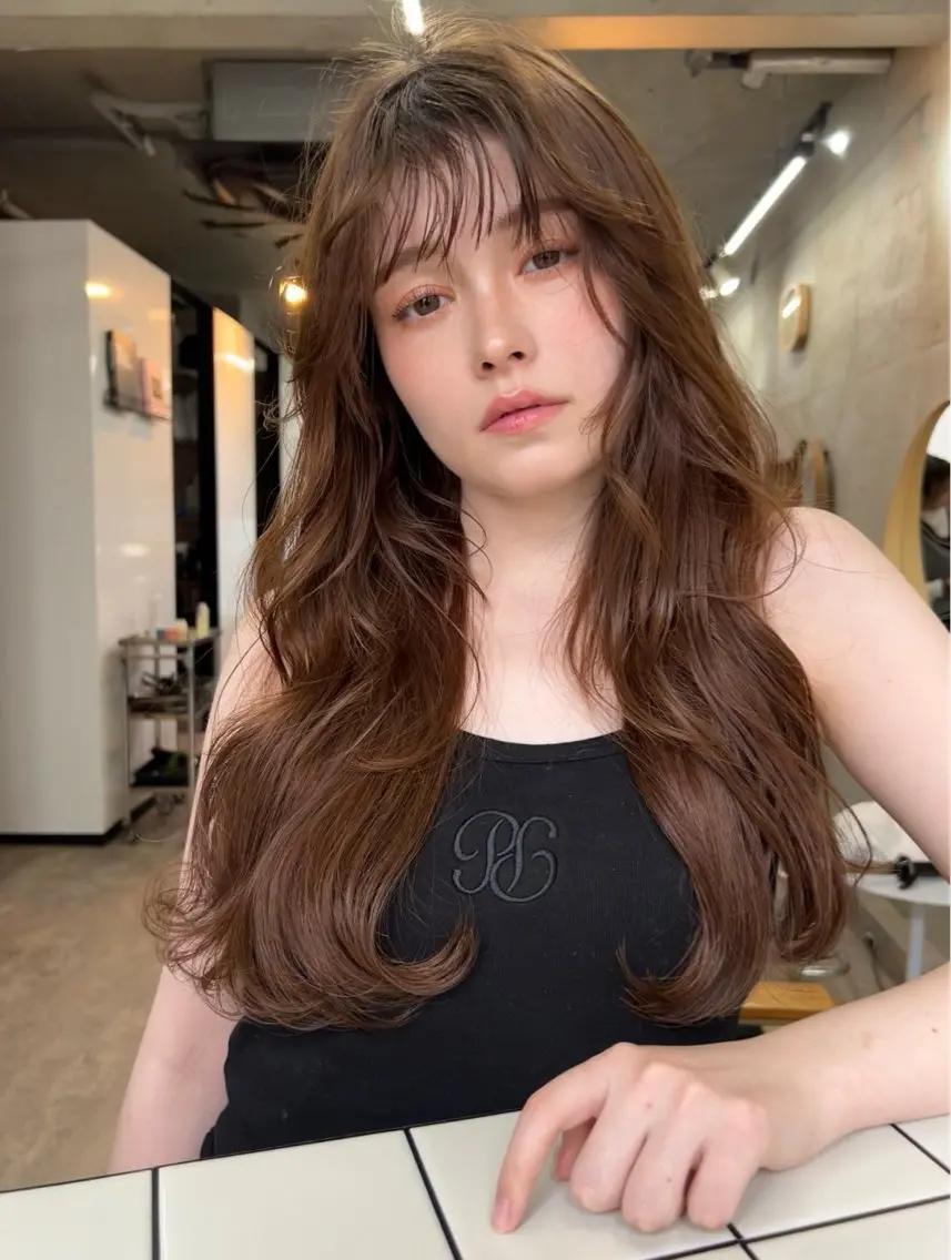 ロング 顔周りカット ヘアカラー 🤎𝐌𝐚𝐨⌇ お悩み解決美容師🤎のヘアスタイル