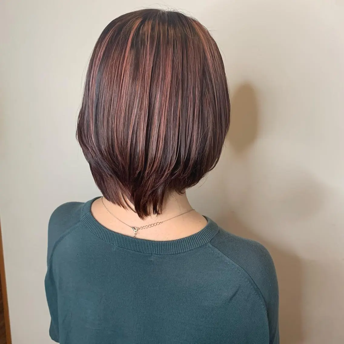 カラー ハイライトカラー ピンクカラー 塚本 悠里のヘアスタイル