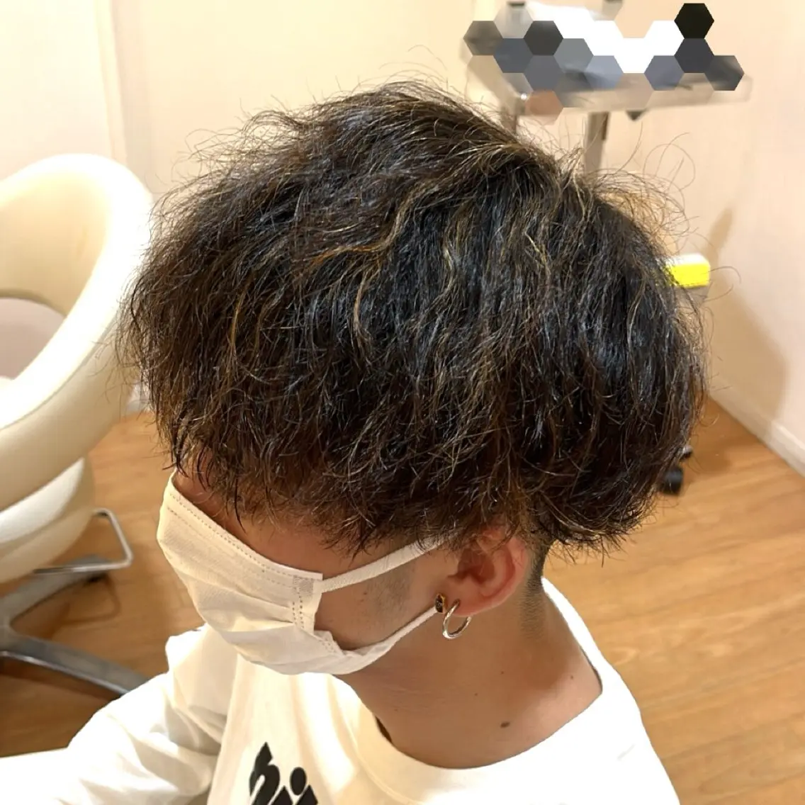 メンズ メンズハイライト メンズメッシュ 岡 愛梨のヘアスタイル