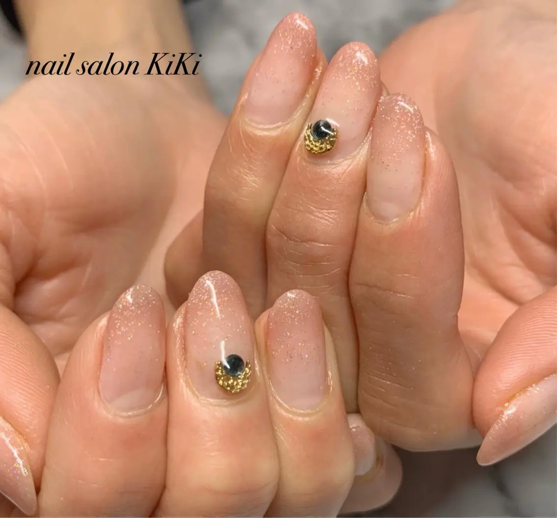 ネイル 卒業式 K. KiKiのネイルデザイン