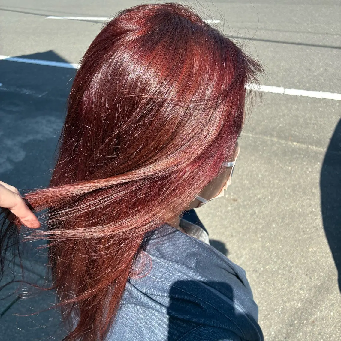 ロング カラー ブリーチ ブラウンカラー ダブルカラー ブリーチなしカラー レッドカラー 梅田 花音のヘアスタイル
