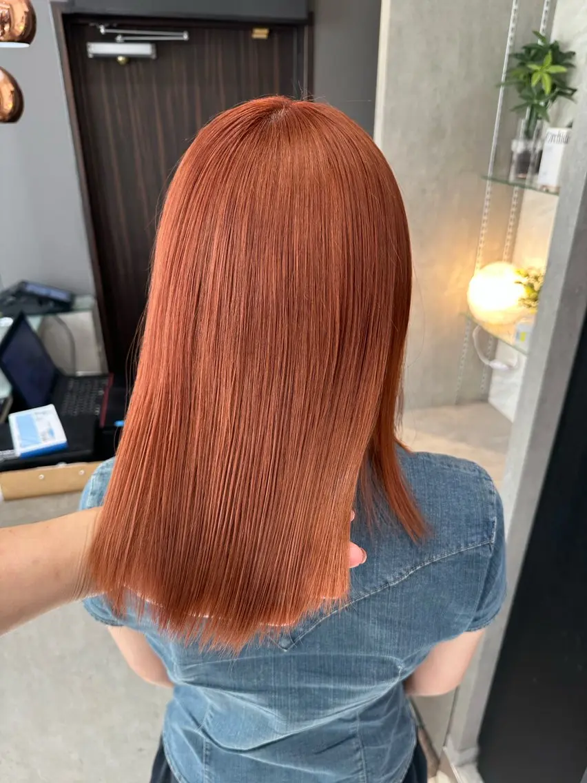 ミディアム カラー ブリーチ ボルドーカラー ブラウンカラー カシス ダブルカラー ヘアカラー 天神暖色カラー レイヤー・髪質改善のヘアスタイル