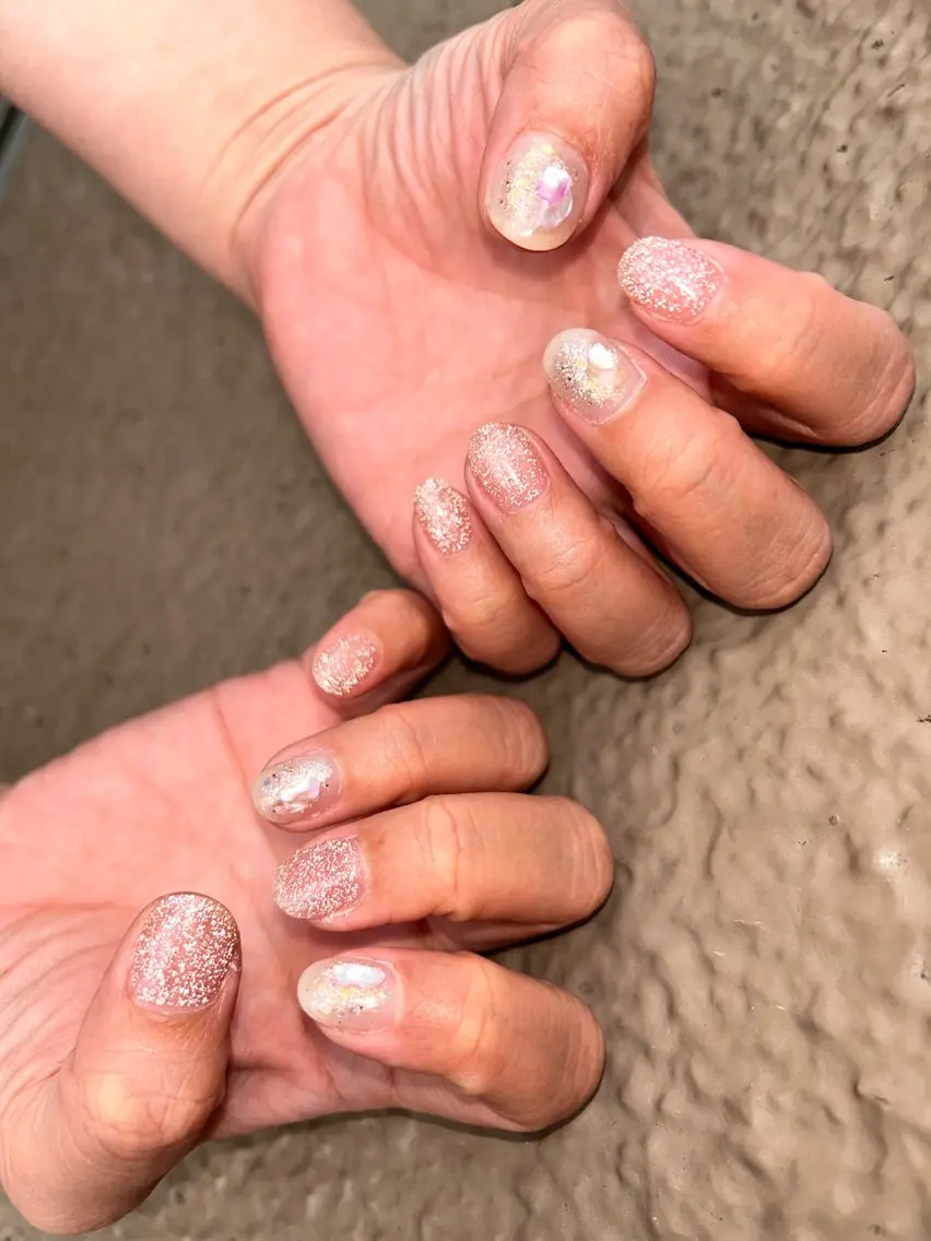 ネイル ハンドネイル フットネイル ✴︎ Delightのネイルデザイン