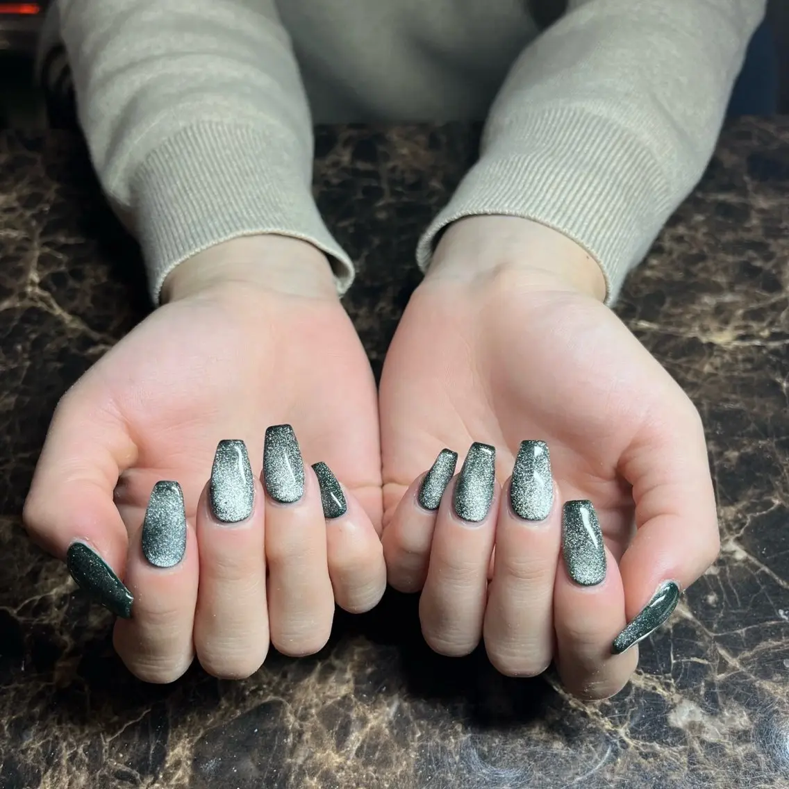 ネイル ハンドネイル IROHA nail Ami🐊🎀のネイルデザイン