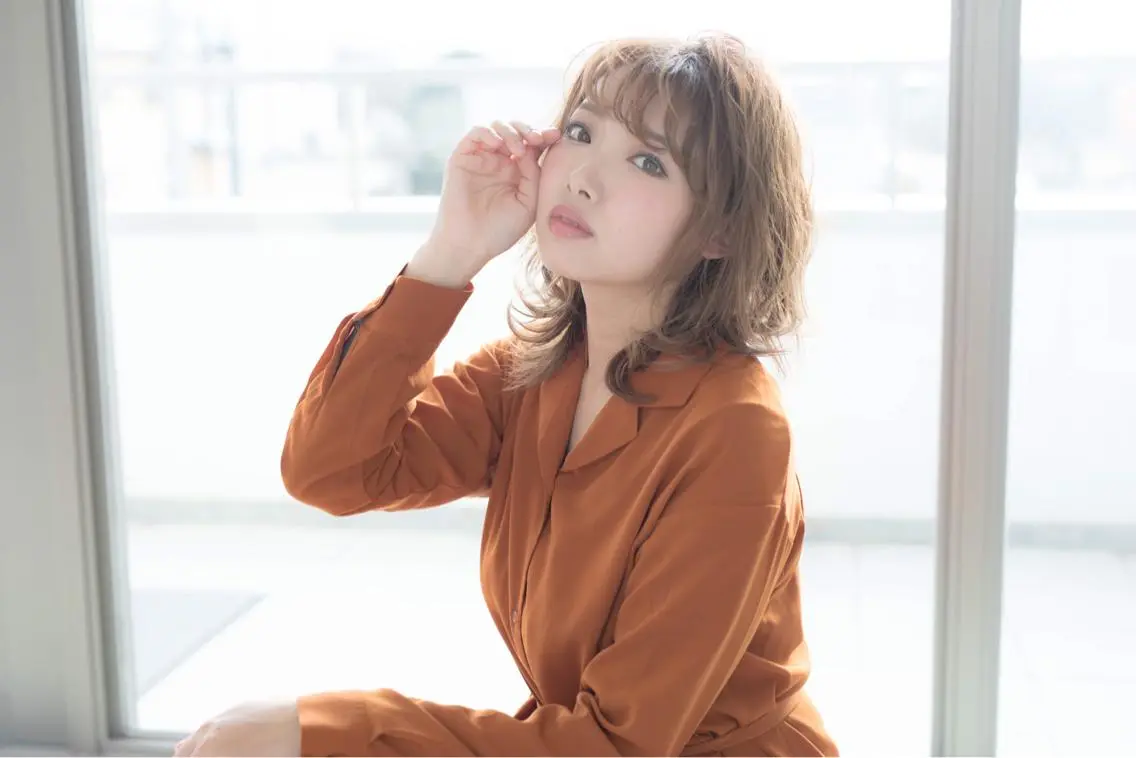 ミディアム カラー 小野 和摩のヘアスタイル