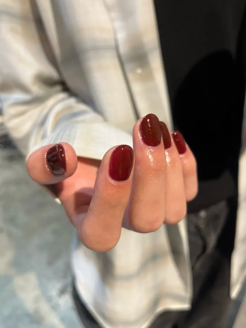 ネイル メンズネイル 赤色 ハンドネイル NORA南青山/ kanohaのネイルデザイン