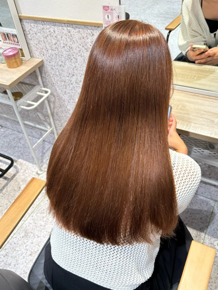 セミロング カラー セミロングパーマ ダブルカラー イヤリングカラー ハイライトカラー ハイトーンカラー カット 暖色カラー/ パリジェンヌ💟みくのヘアスタイル