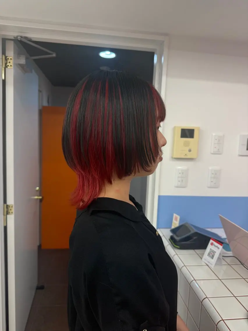 セミロング ウルフカット ヘアカラー トリートメント 艶髪カラー Annaೀのヘアスタイル