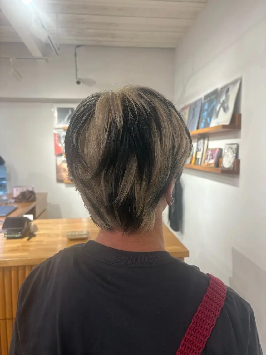 ショート カラー メンズ カット ヘアカラー ノハナ💜北谷 BY MY SIDEのヘアスタイル