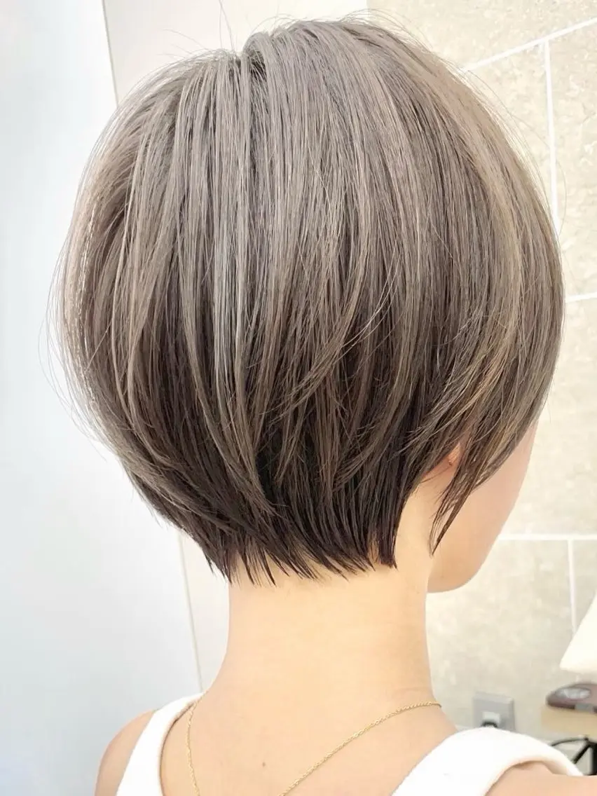 ショート ゆうり/ 透明感カラーのヘアスタイル