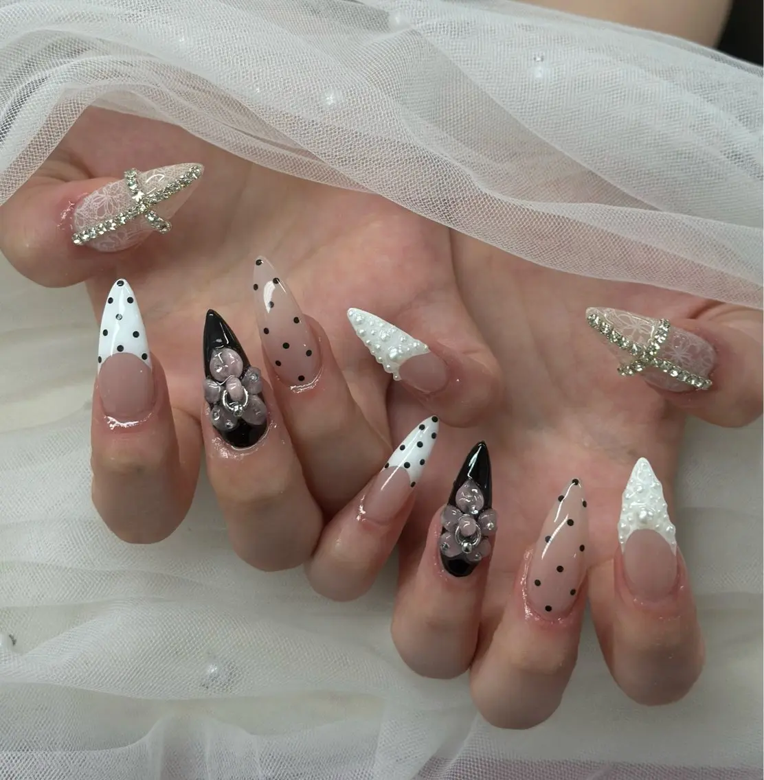 ネイル ハンドネイル R Nailのネイルデザイン