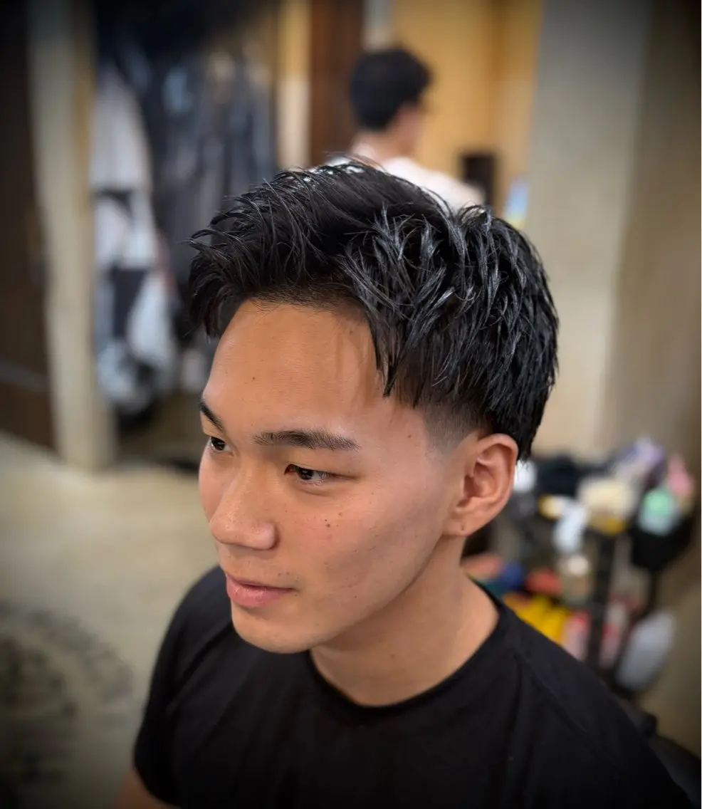 ミディアム メンズ アップバング マレットヘア 坂本 虹昂のヘアスタイル
