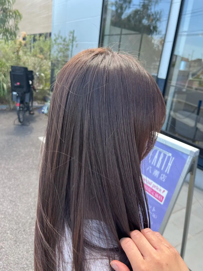 人気No.1透明感カラー✨️+デザインカットの写真