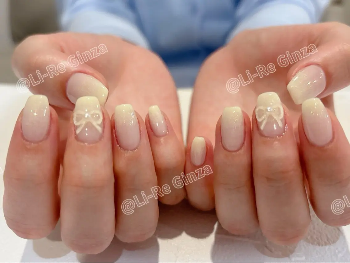 ネイル リボン ホワイト ハンドネイル Li-Re GINZAのネイルデザイン