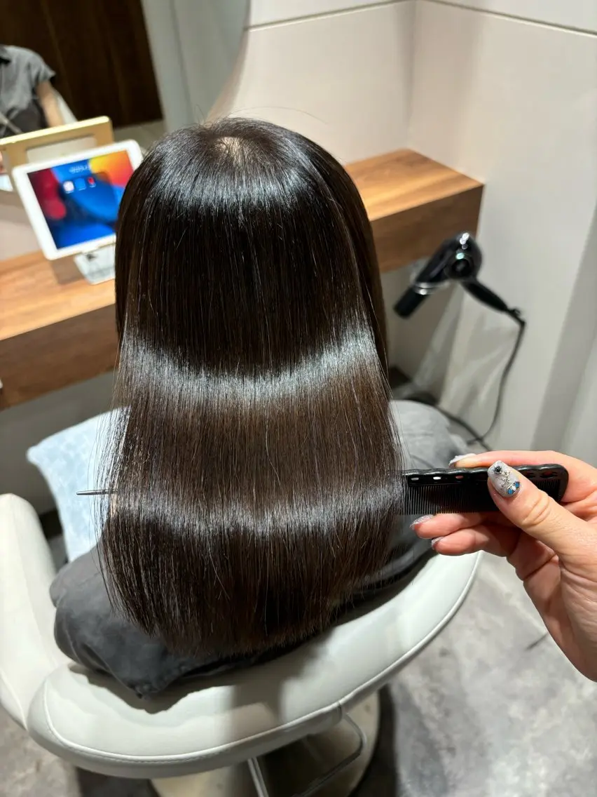 ミディアム 美髪ヘア 🤍erikaのヘアスタイル